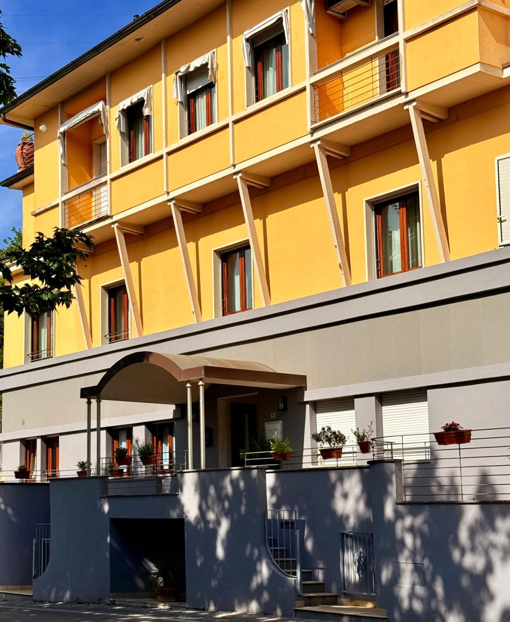Residence Montefiore San Baronto Exteriér fotografie
